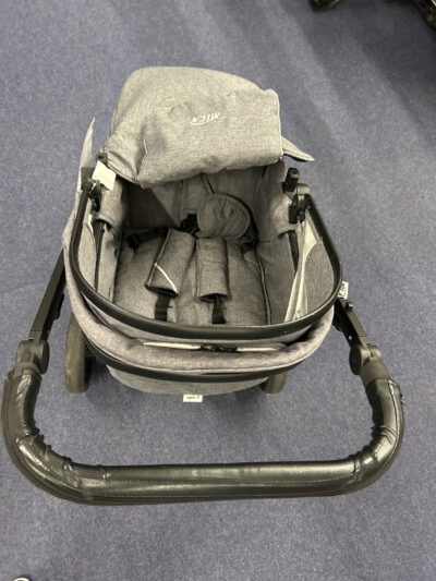 Kinderwagen – Bild 2