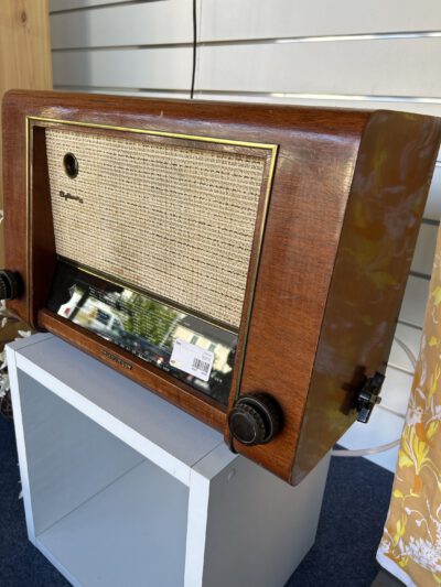 Altes Radio vom Telefunken
